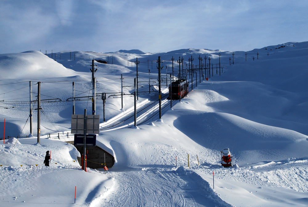 Bahnfahrt im Schnee