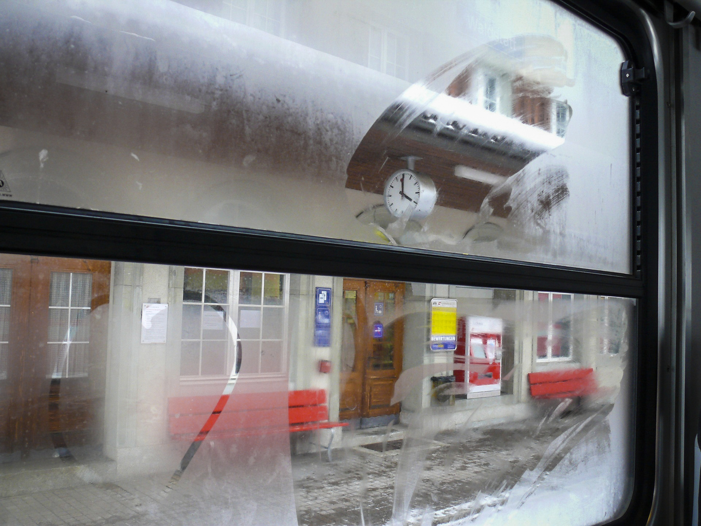 Bahnfahrt im Winter