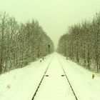 Bahngleise im Schnee