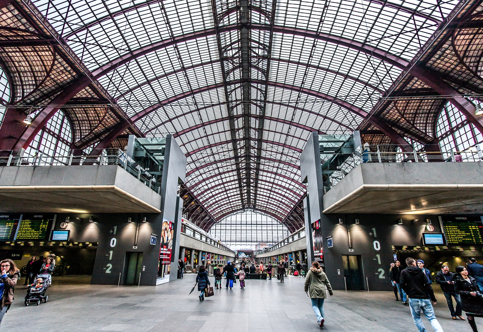 Bahnhof Antwerpen Foto & Bild | bahnhof, belgien, antwerp ...