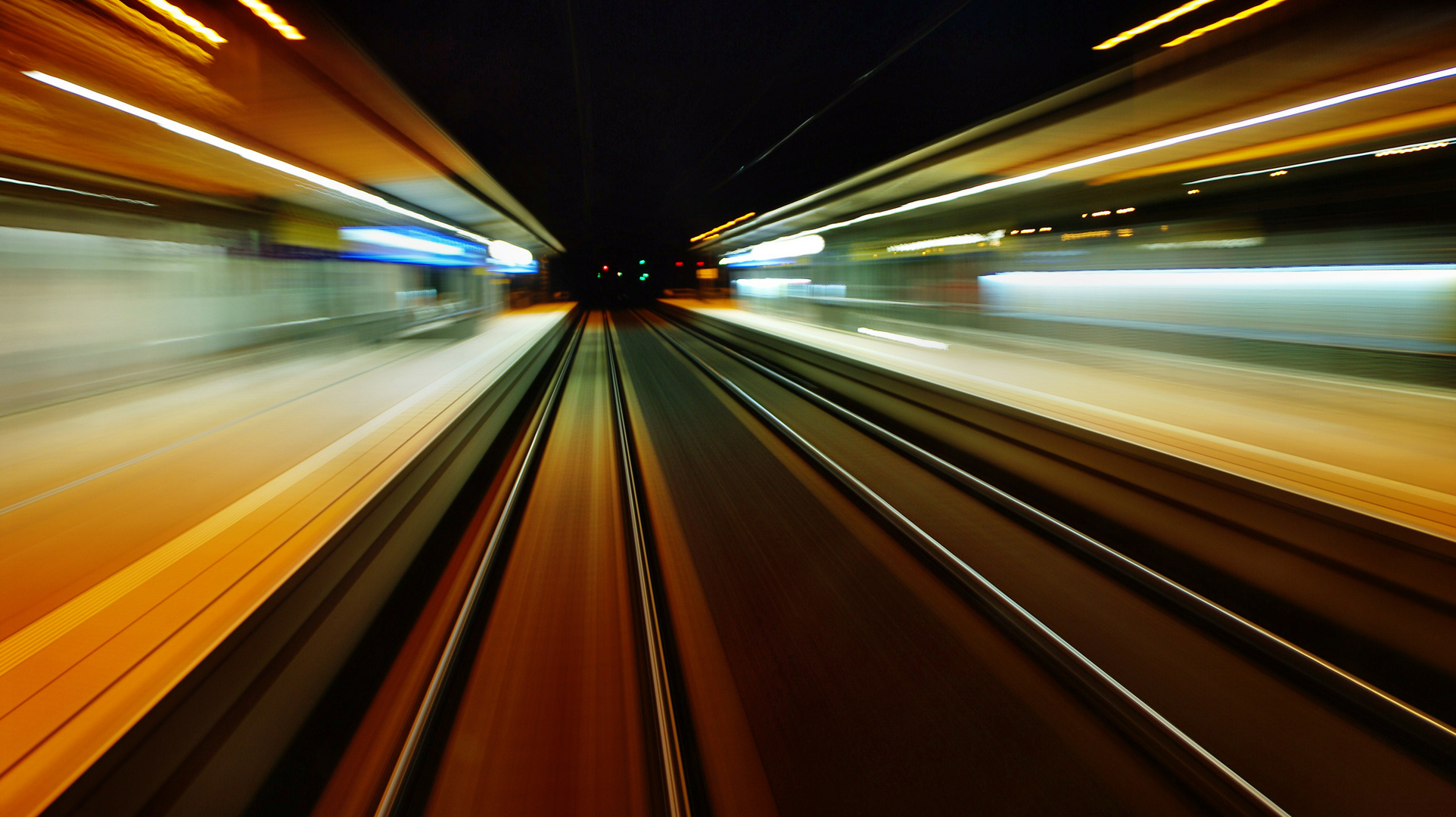 Bahnhof Bad Nauheim mit 140 km/h