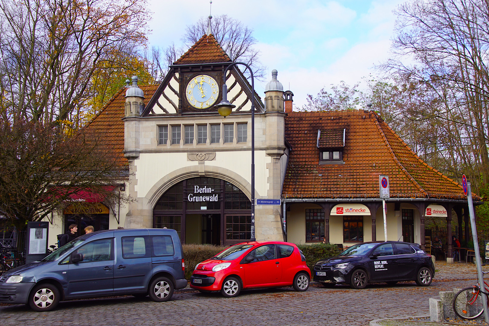 Bahnhof Berlin-Grunewald