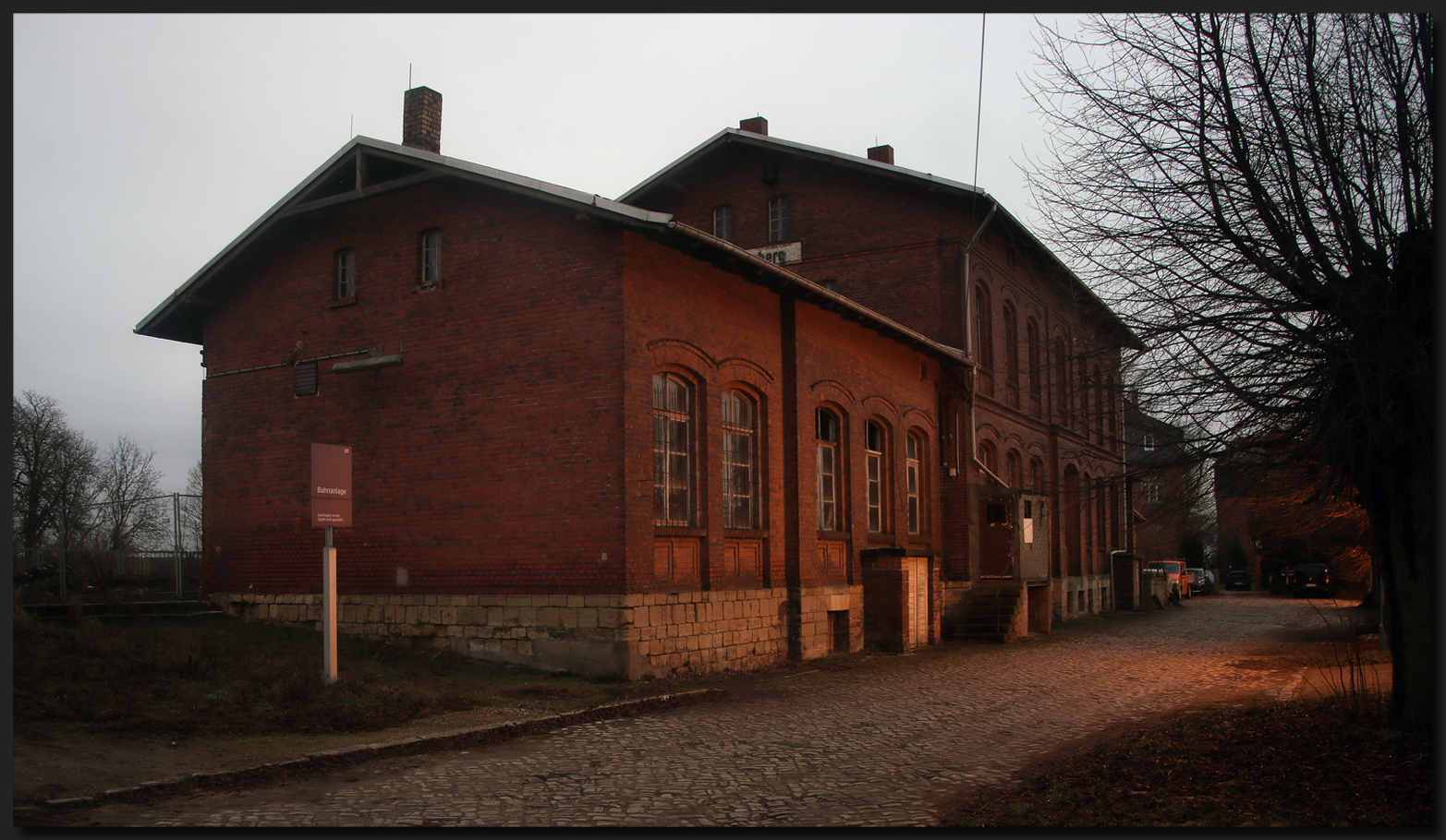 ...Bahnhof Blumenberg...