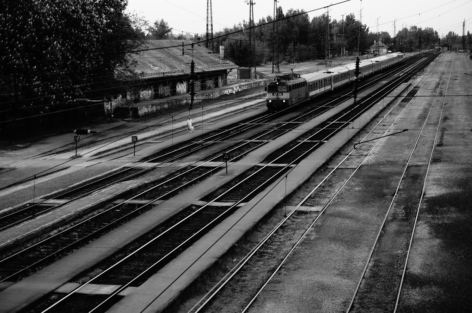 Bahnhof (Budapest Vorort)