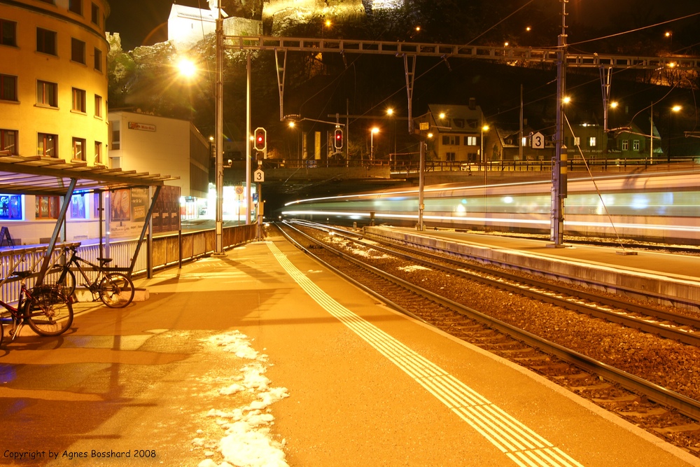 Bahnhof by night 2