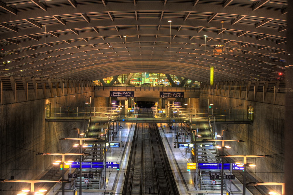 Bahnhof CGN