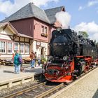 Bahnhof Drei Annen Hohne mit Durchfahrt der Lok 997241-5