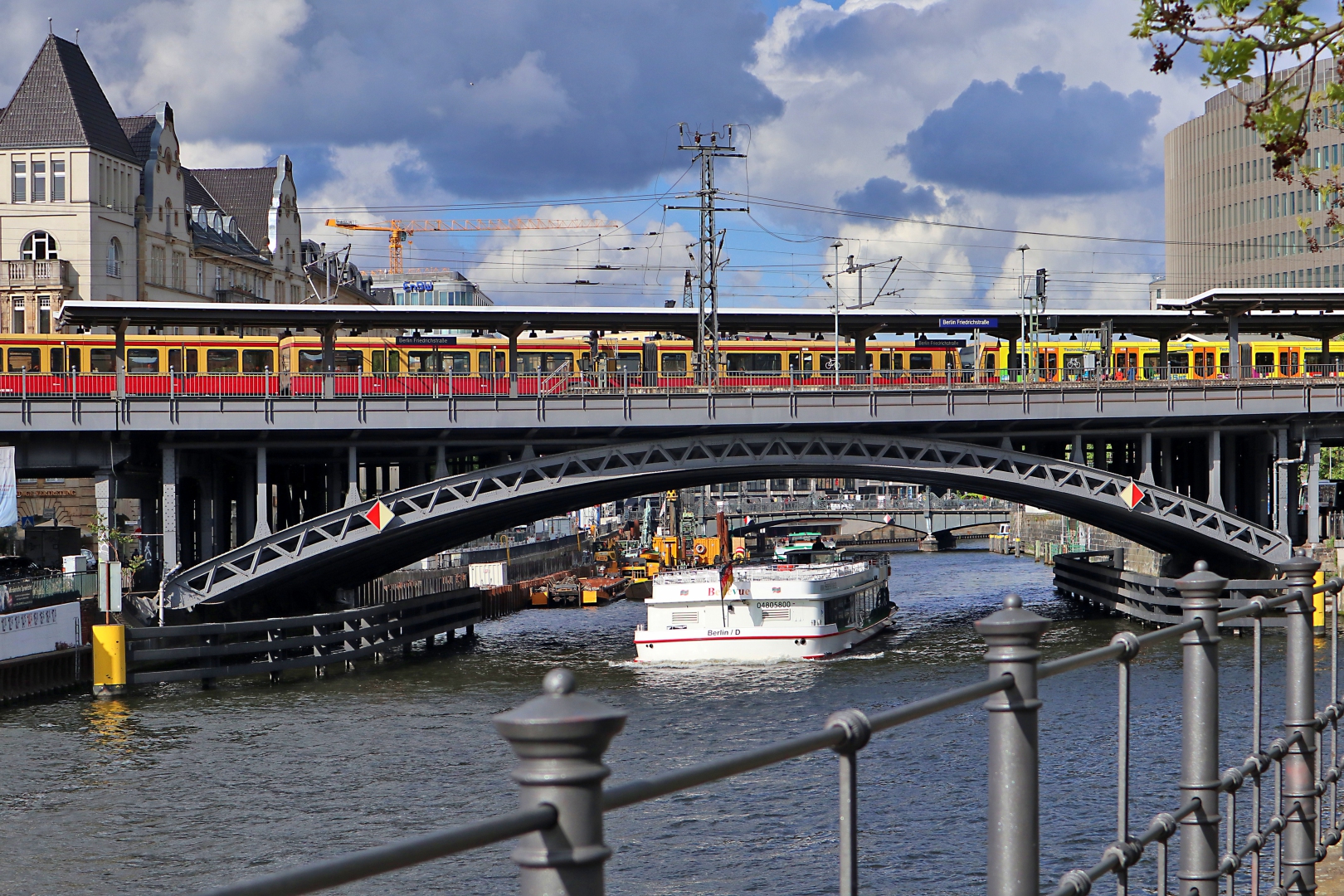 Bahnhof Friedrichstraße (02)