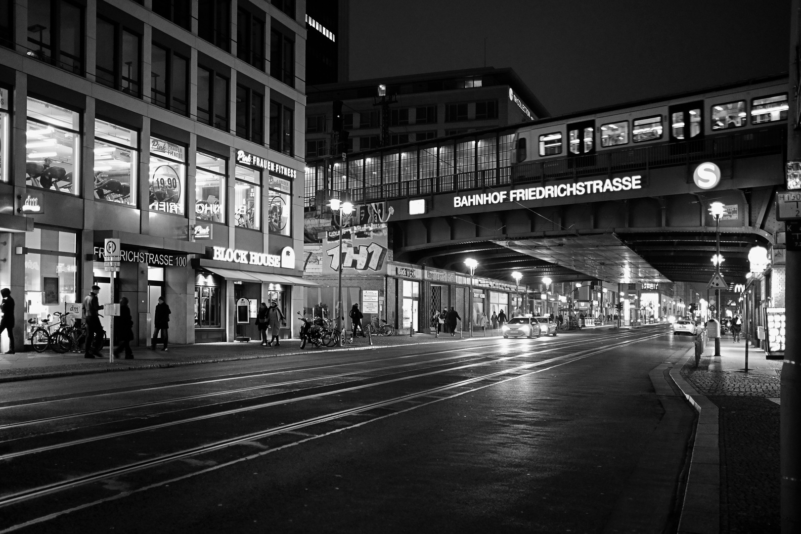 Bahnhof Friedrichstrasse