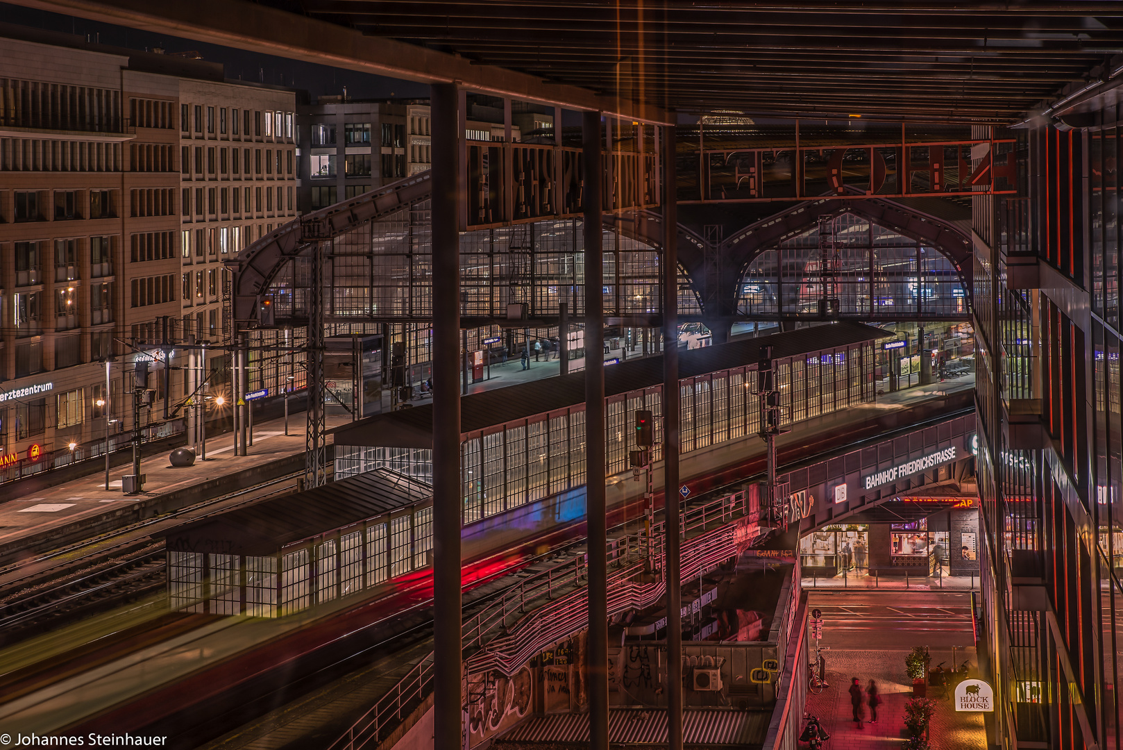 Bahnhof Friedrichstraße 