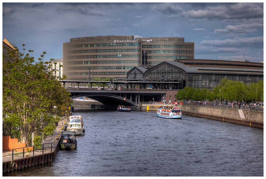 Bahnhof Friedrichstrasse