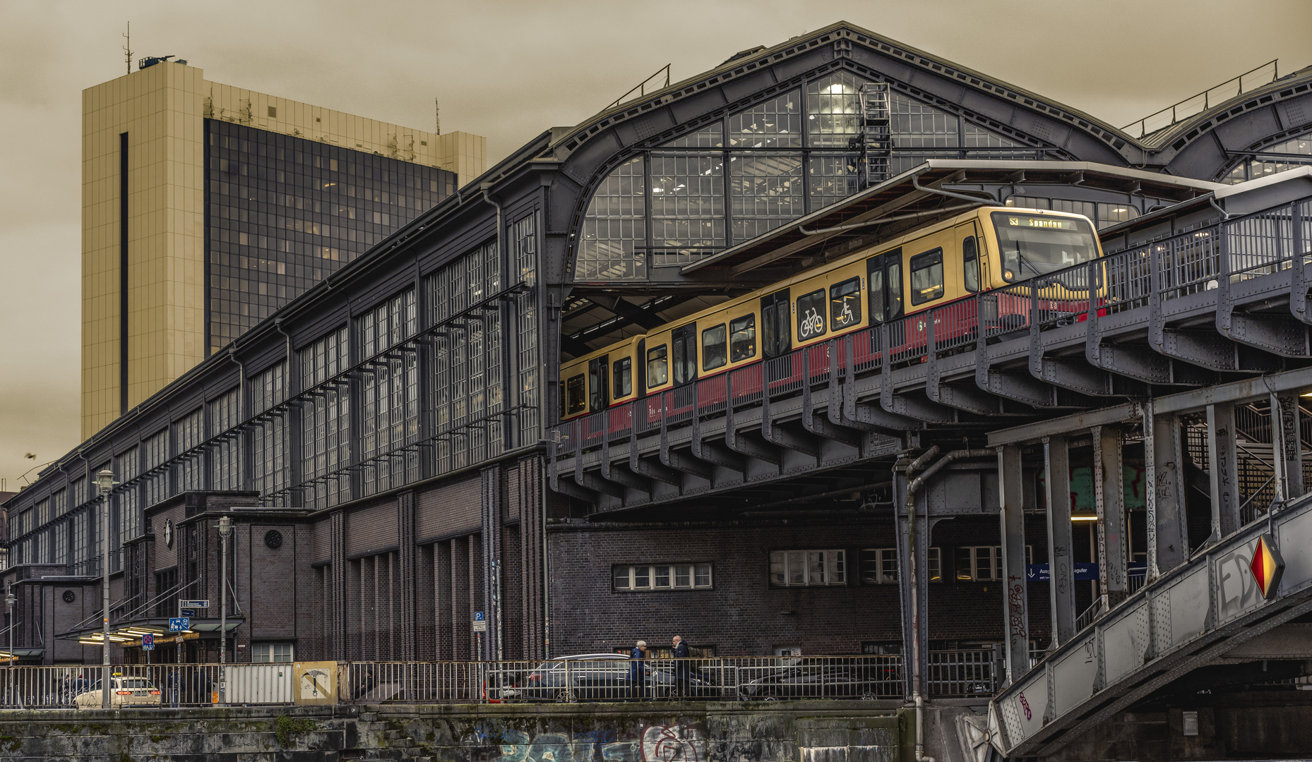 Bahnhof Friedrichstrasse