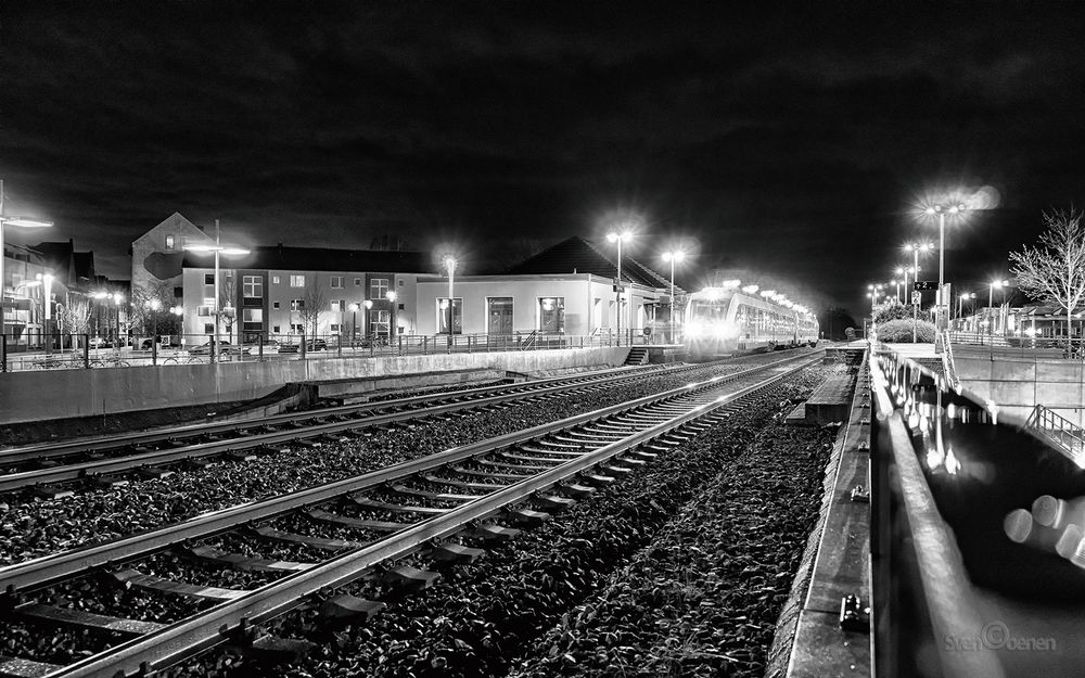 Bahnhof Geldern bei Nacht