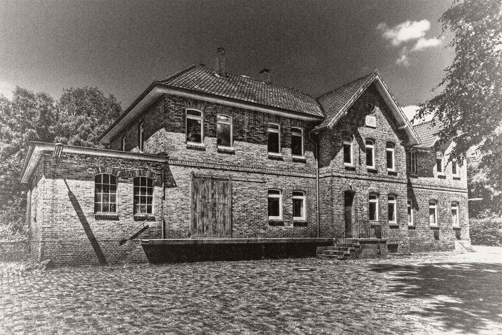 Bahnhof Großenkneten - aged photograph