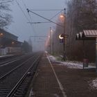 Bahnhof im Nachmittagsnebel