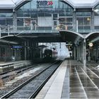 Bahnhof im Winterregen - Mainz Hbf