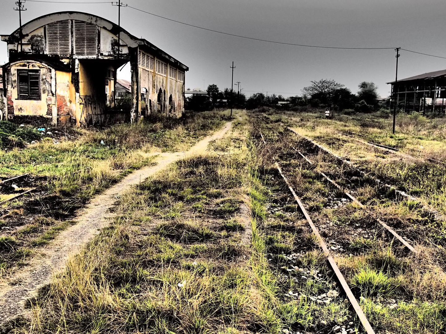 BAHNHOF IN BATTAMBANG