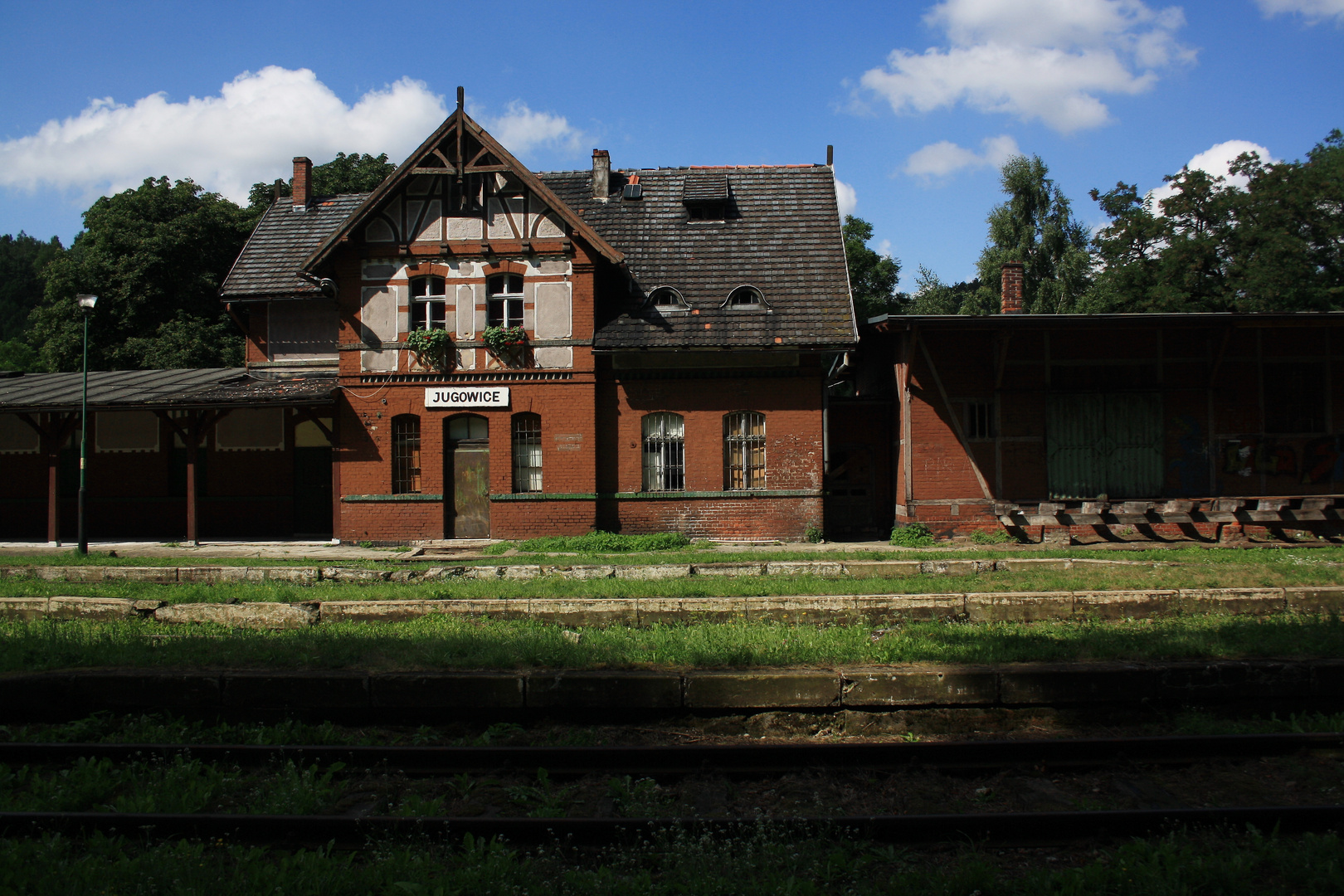 Bahnhof Jugowice ( Hausdorf ) .