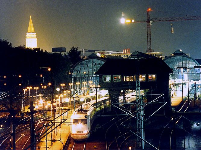 Bahnhof Kiel Hbf Nacht 1