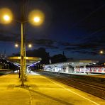 Bahnhof Köln-Messe/Deutz am Abend