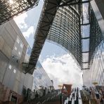 Bahnhof Kyoto - oder Stairways to Heaven