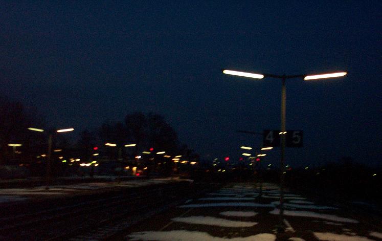 Bahnhof LD nachts, im tiefen Winter