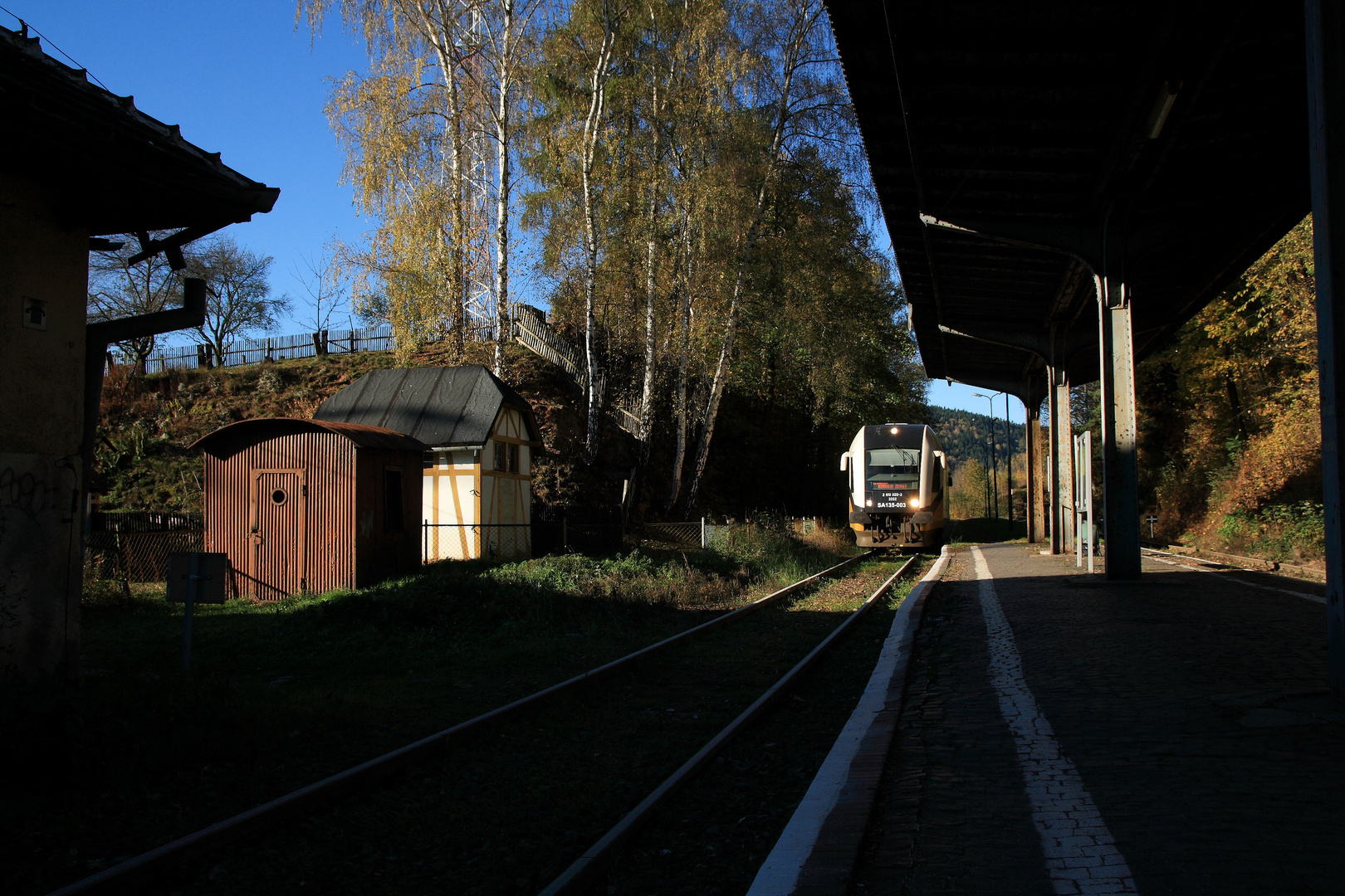 Bahnhof Ludwigsdorf .