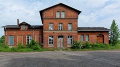 Bahnhof Neugattersleben (Rückansicht)