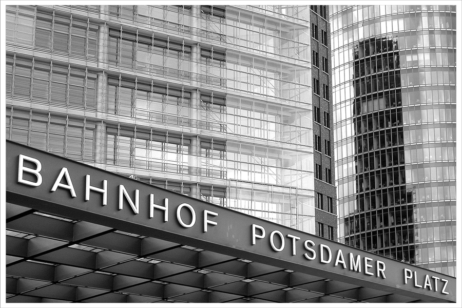 + Bahnhof Potsdamer Platz +