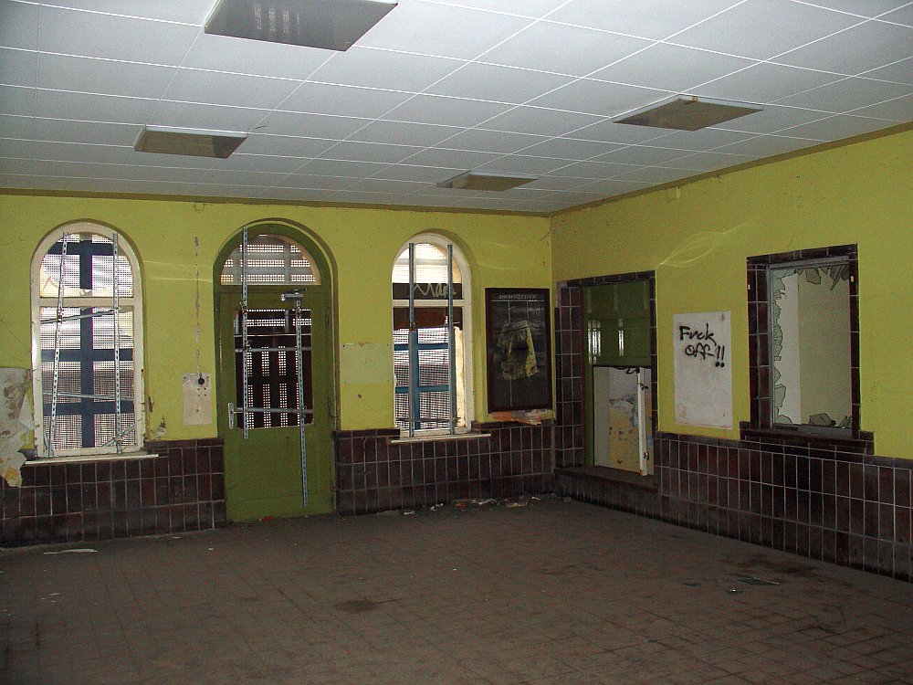 Bahnhof Rethen - Eingangshalle Westseite