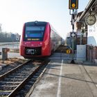 Bahnhof Riedrode - Dieseltriebwagen 622 043 fährt aus