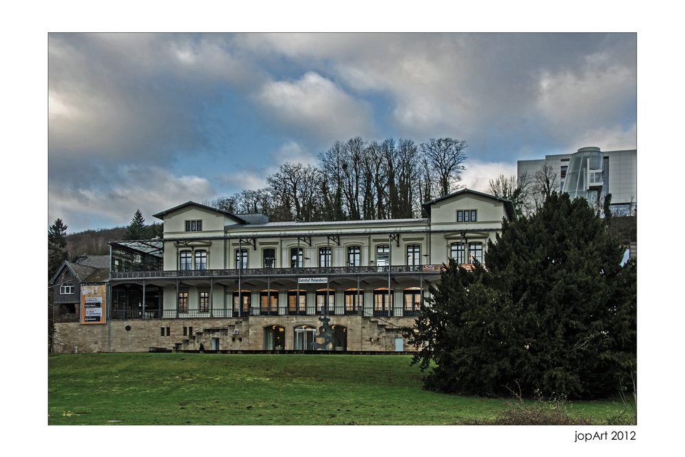 Bahnhof Rolandseck und Arp-Museum...