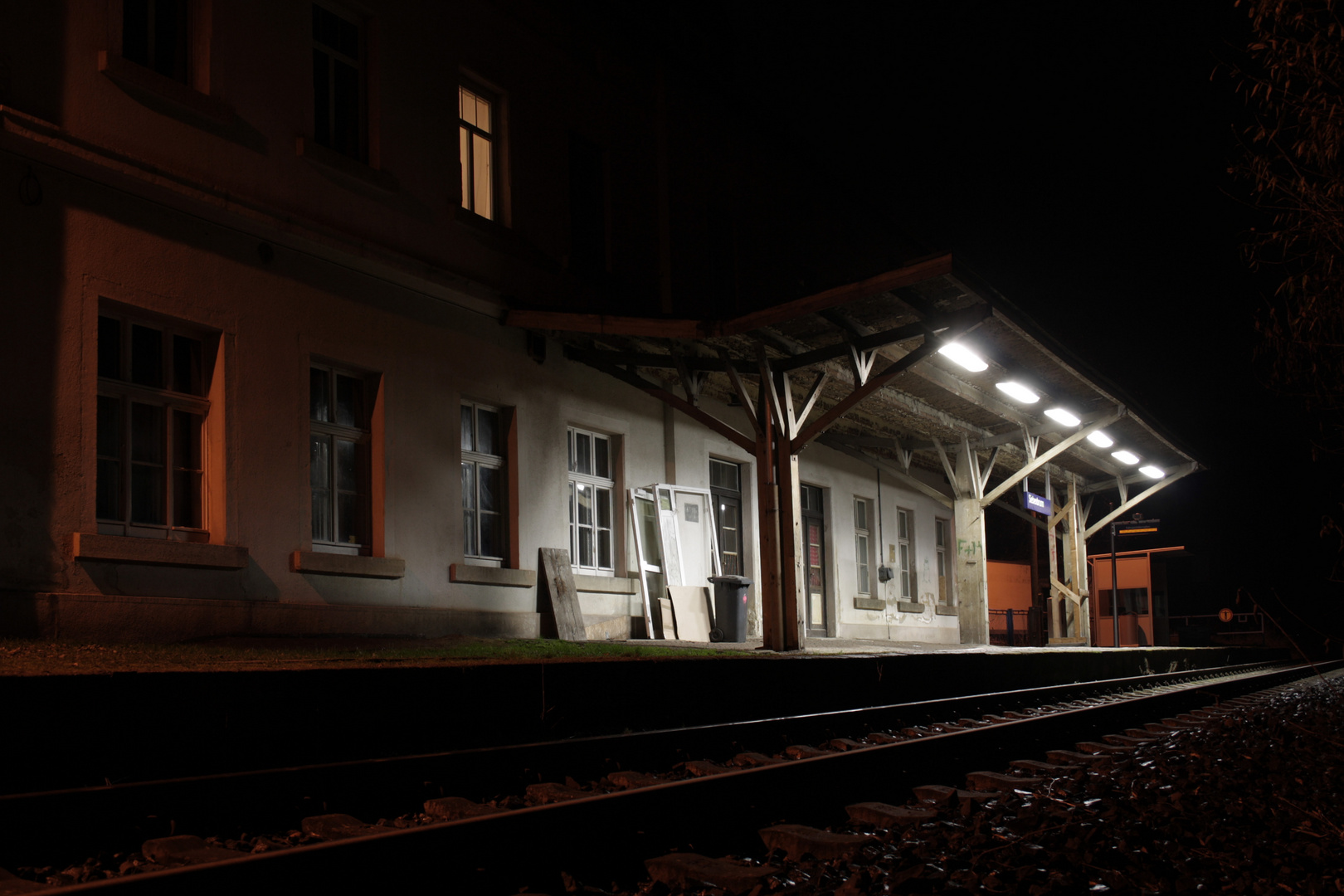 Bahnhof Siebenbrunn .