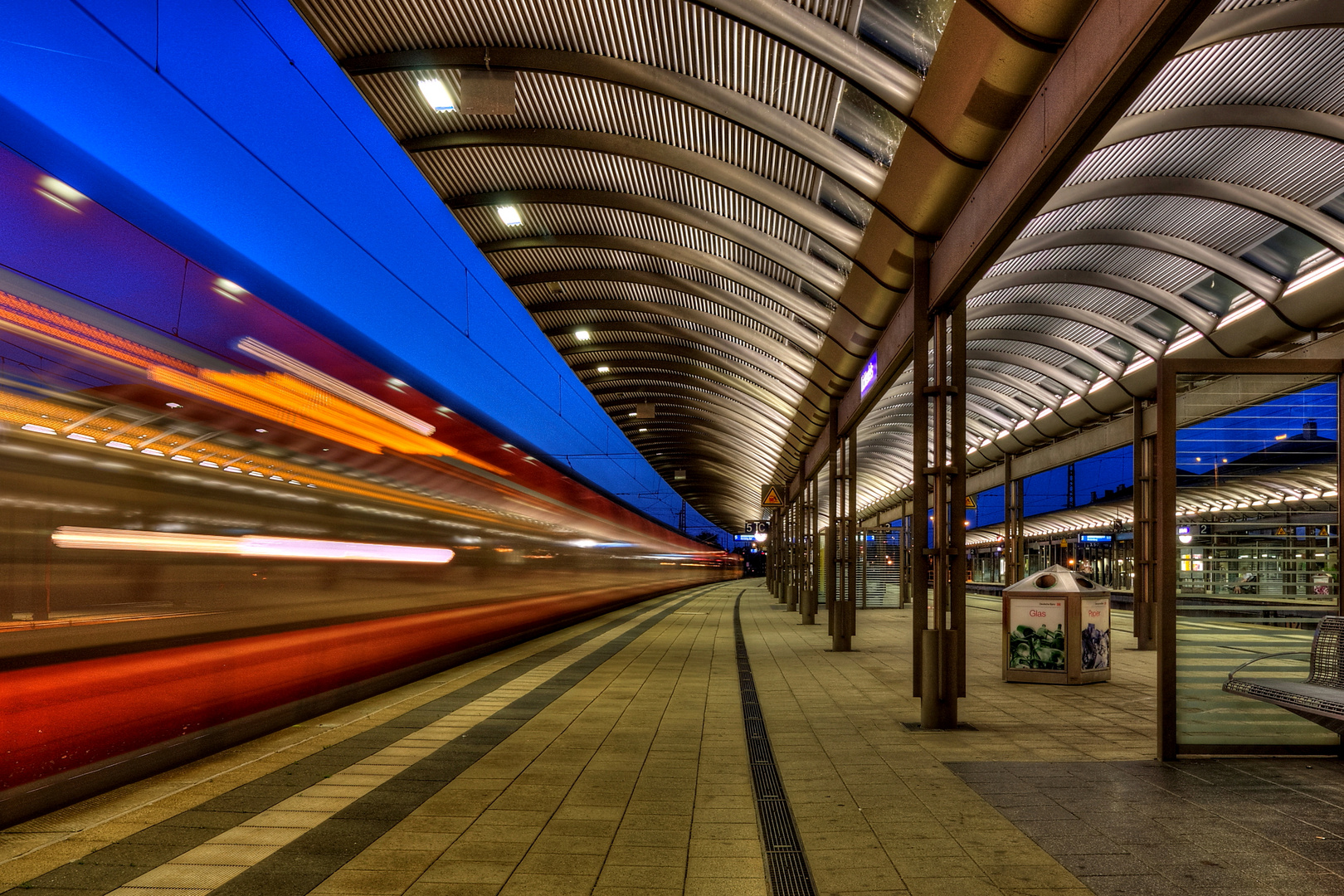 bahnhof-stadion