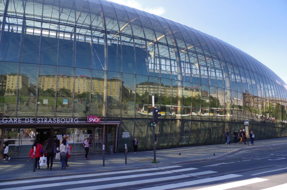 Bahnhof Strasbourg Glasfassade