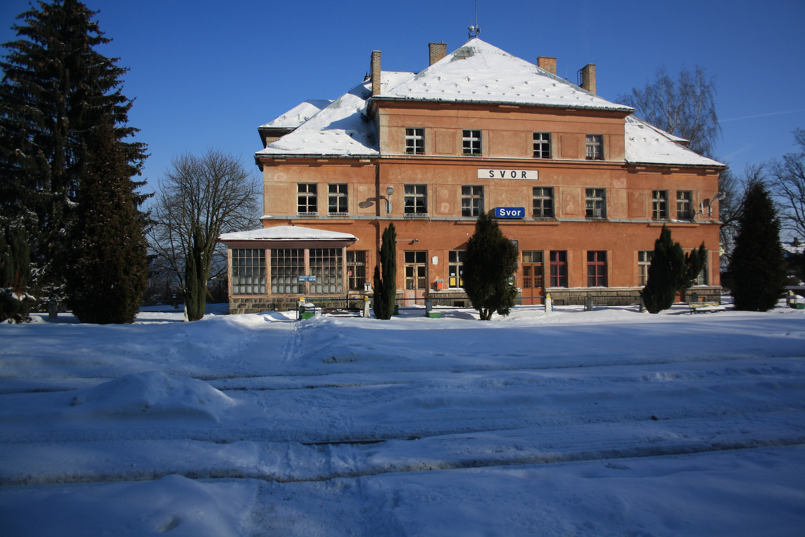 Bahnhof  Svor