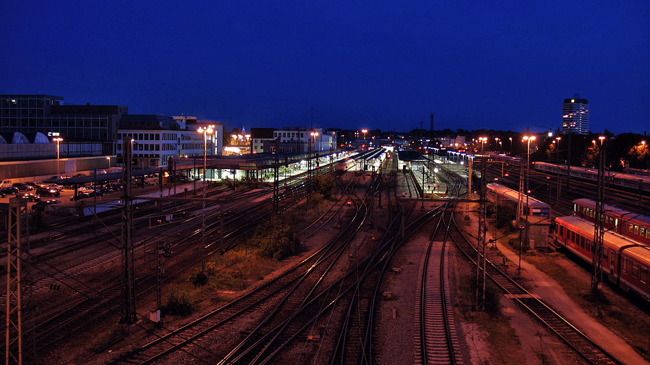 Bahnhof Ulm bei Nacht