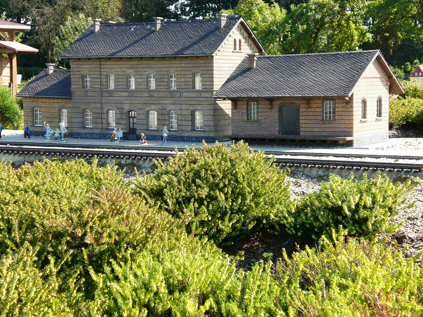 Bahnhof und Güterabfertigung