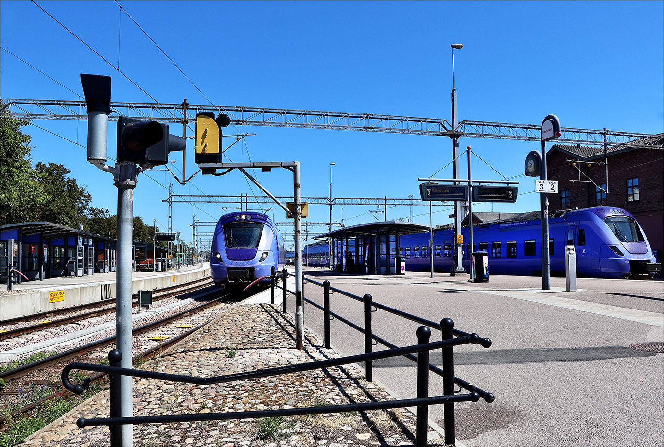 Bahnhof " Ystad "   ( 2 )