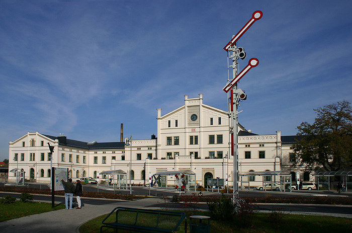 Bahnhof Zittau - Die Signale stehen auf freie Fahrt - nur die Richtung ist noch unklar.....