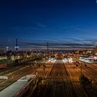 Bahnhof zur blauen Stunde