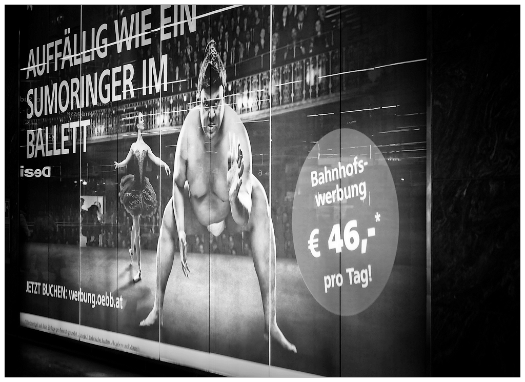 Bahnhofs-Werbung