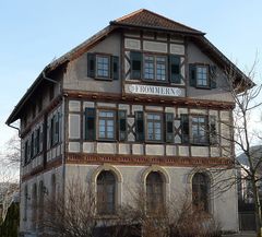 Bahnhofsgebäude