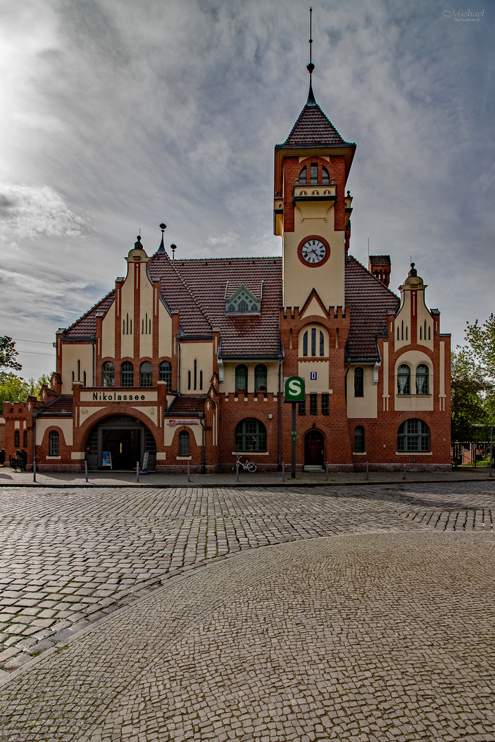 Bahnhofsgebäude Nikolassee