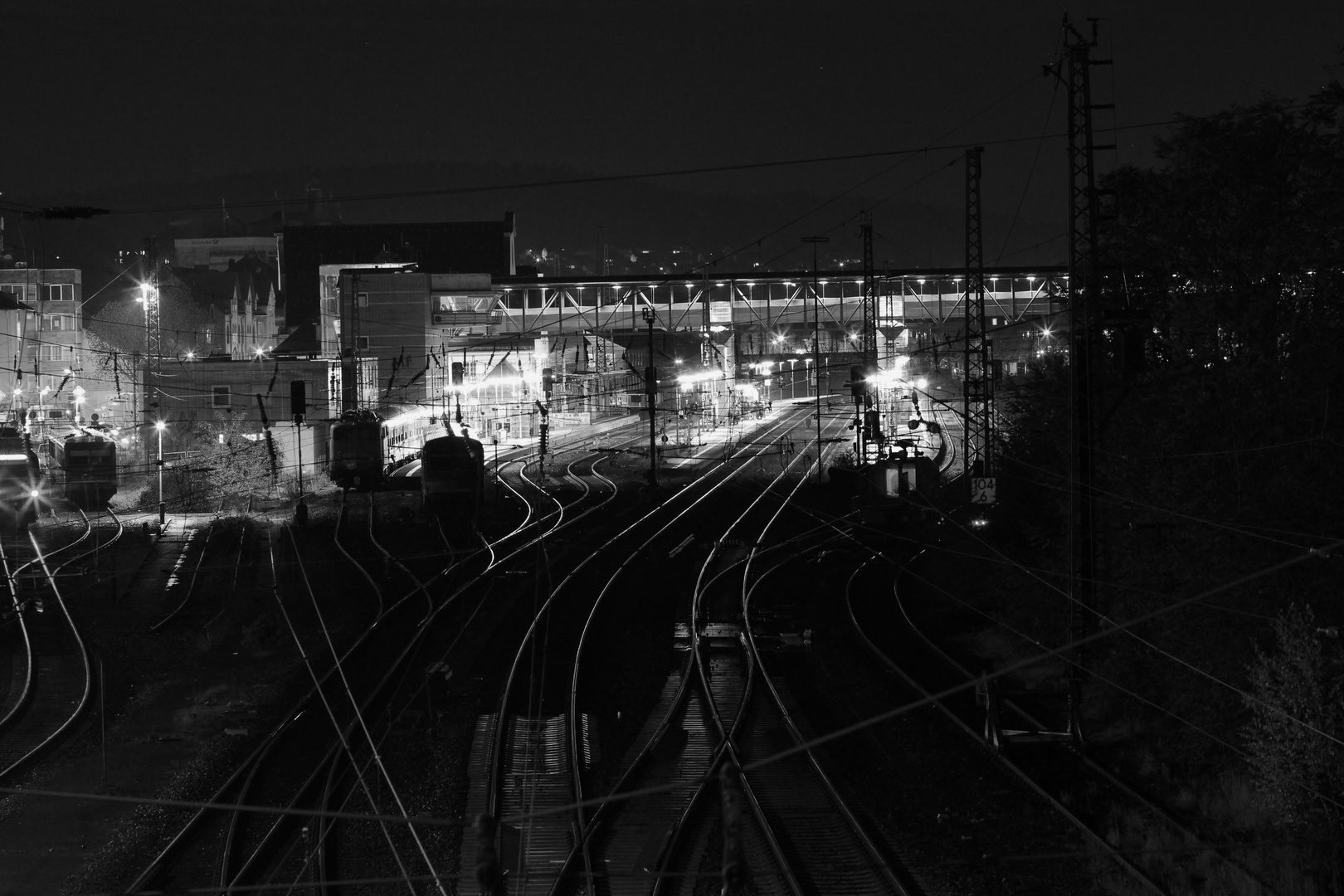 Bahnhofsidylle bei Nacht II