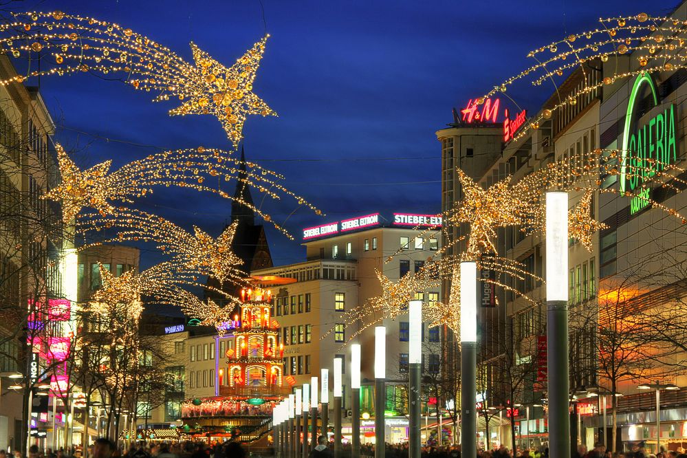 Bahnhofstraße im Dezember