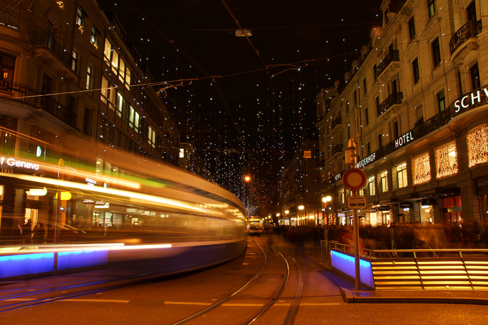 Bahnhofstrasse Zürich by Night