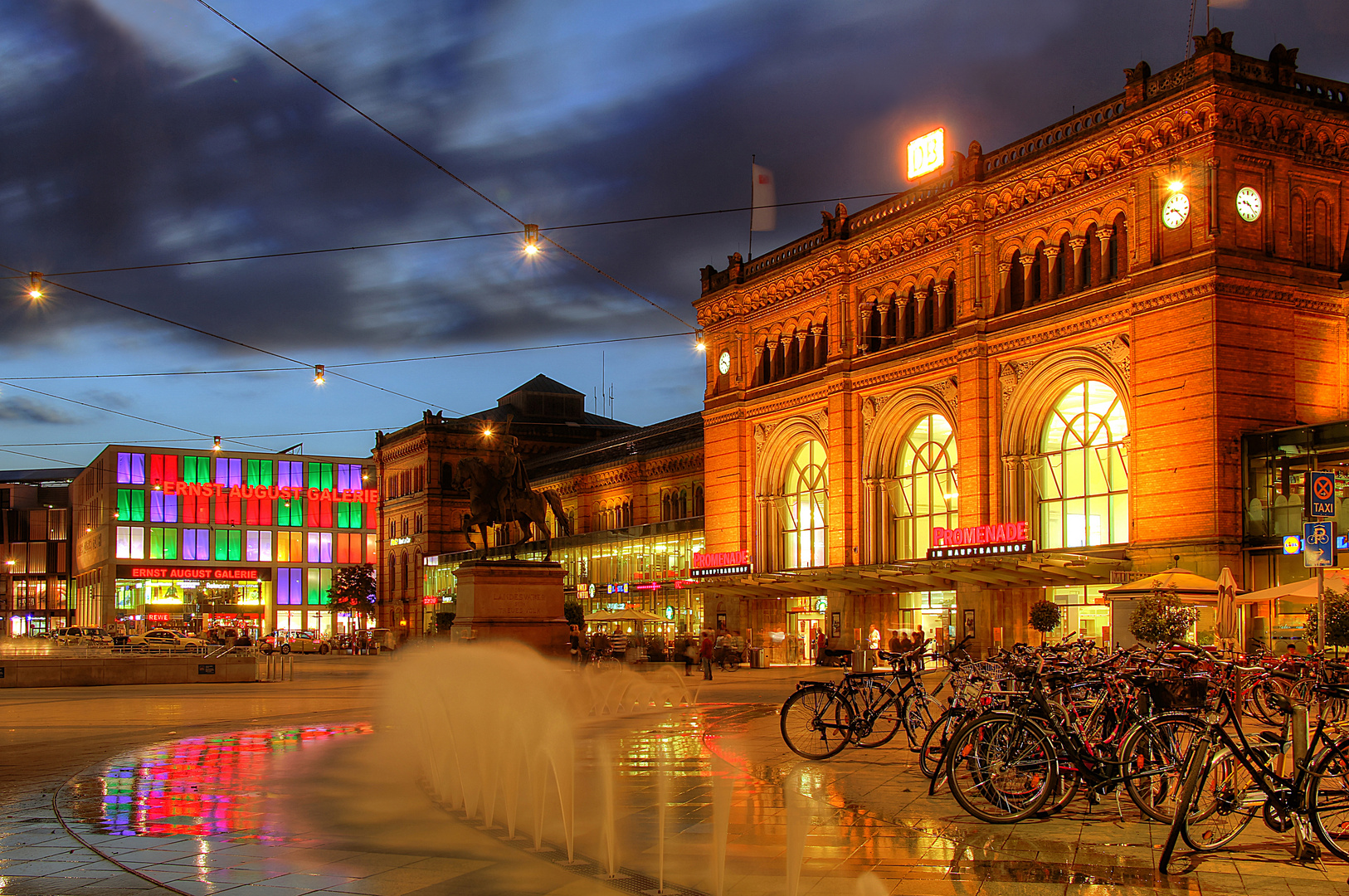 Bahnhofsvorplatz