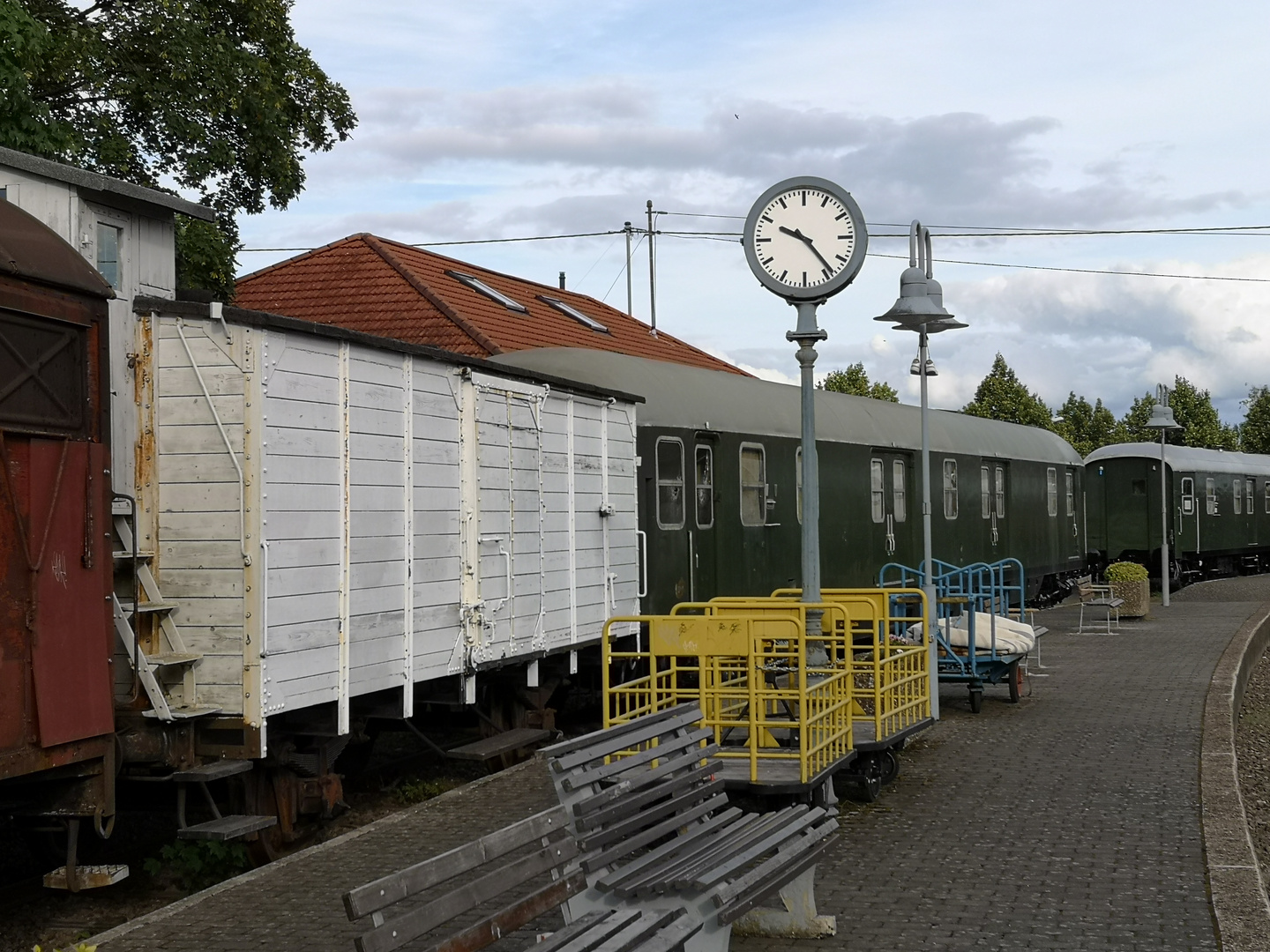 Bahnpost und Stückgut