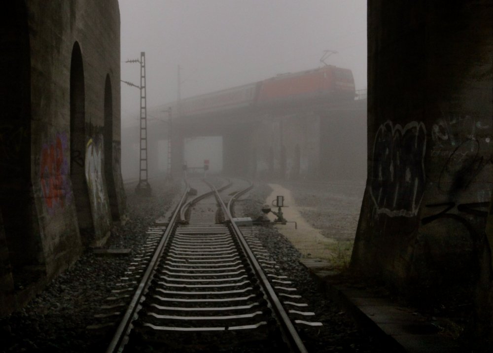 Bahnraum Augsburg - Im Nebel stochern ...